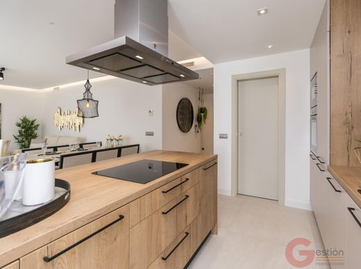 Penthouse in Fuengirola, Malaga