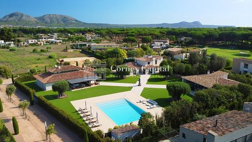 Gualta, Província de Gironaのタウンハウス