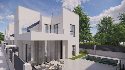 Villa in Los Montesinos, Alicante