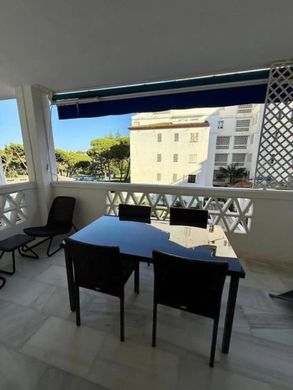 Apartment in Puerto Banus, Malaga