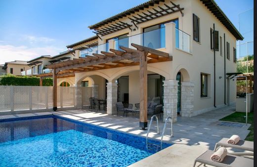 Semidetached House in Aphrodite Hills, Paphos District