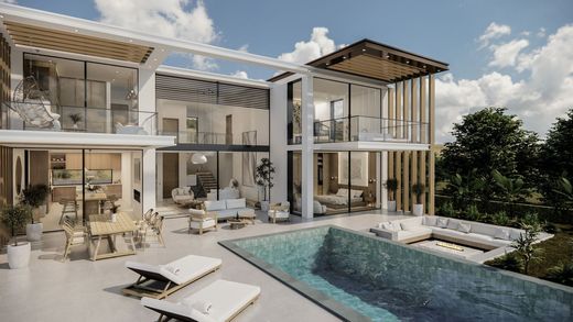 Detached House in Benalmádena, Malaga