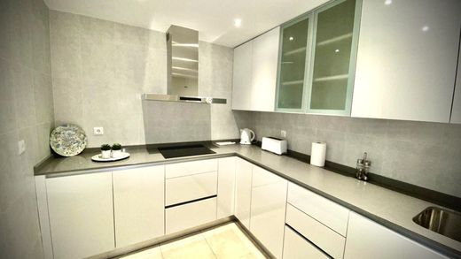 Piso / Apartamento en Puerto Banús, Málaga