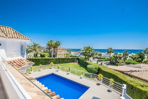 Casa Unifamiliare a Estepona, Málaga