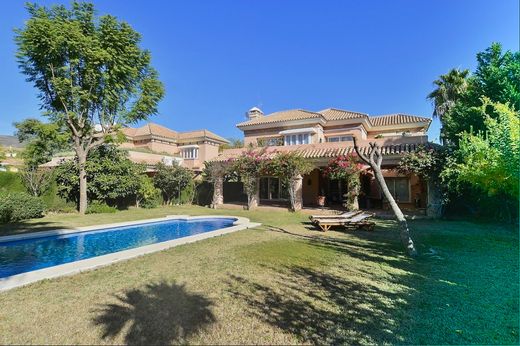 Detached House in Nueva Andalucia, Malaga