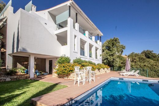 Detached House in La Mairena, Malaga