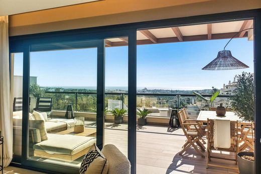 Apartment / Etagenwohnung in Marbella, Málaga