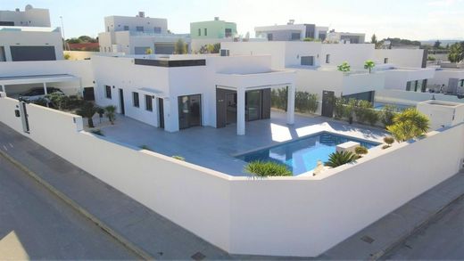 Villa in Benijofar, Alicante