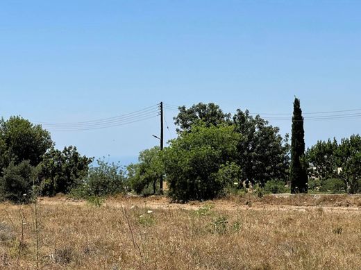 Участок, Mesógi, Paphos District