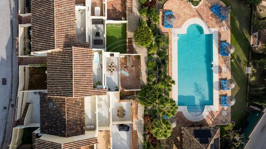 Appartement in Nueva Andalucia, Provincia de Málaga