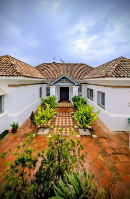 بيت مستقل ﻓﻲ Aloha, Provincia de Málaga