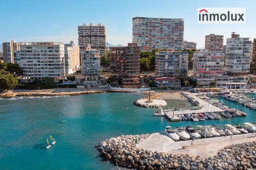 Alicante, アリカンテのアパートメント