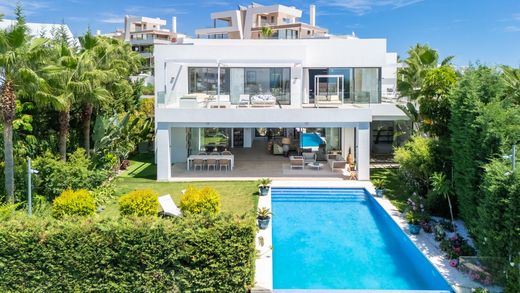 Detached House in Cabopino, Malaga