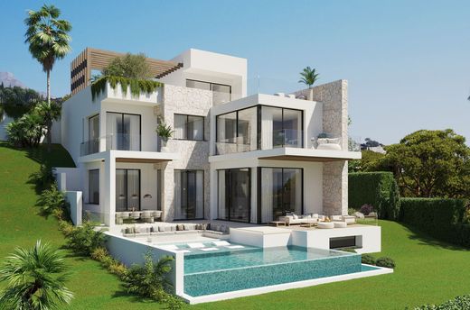 Detached House in Elviria, Malaga