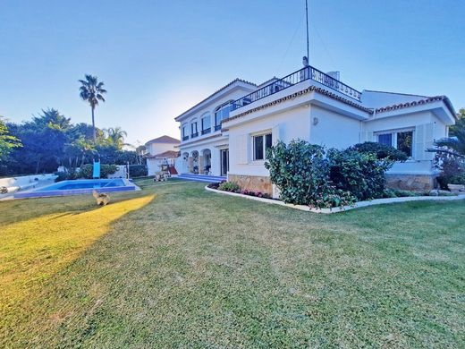 Detached House in Benalmádena Costa, Malaga