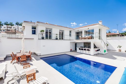 Detached House in Estepona, Malaga
