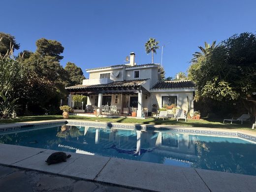 Villa in Riviera del Sol, Provincia de Málaga