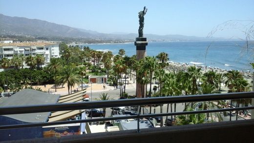 Apartment in Puerto Banus, Malaga
