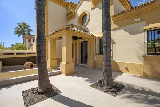 Vrijstaand huis in Guadalmina, Provincia de Málaga