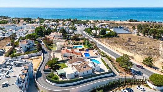 Villa in Albufeira e Olhos de Água, Albufeira Municipality