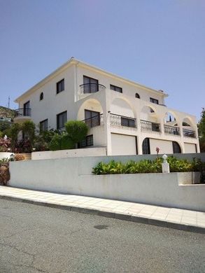 Detached House in Tála, Paphos District