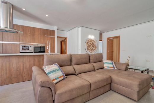 Apartment in Puerto Banus, Malaga