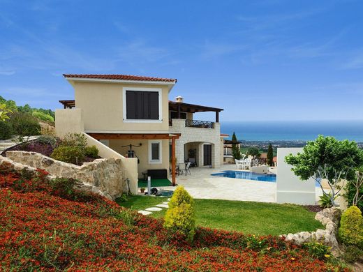 Detached House in Tála, Paphos District