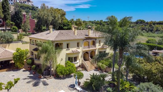 Vrijstaand huis in La Quinta, Provincia de Málaga