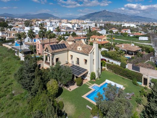 Detached House in San Pedro de Alcántara, Malaga