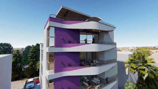 Residential complexes in Ágios Athanásios, Limassol District