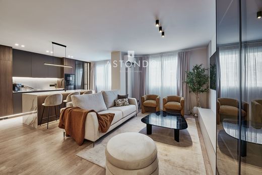 Apartment / Etagenwohnung in Madrid, Provinz Madrid