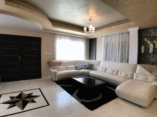 Detached House in Germasógeia, Limassol District