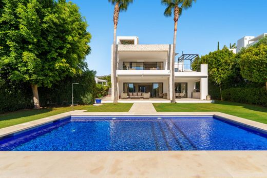 Detached House in Nueva Andalucia, Malaga