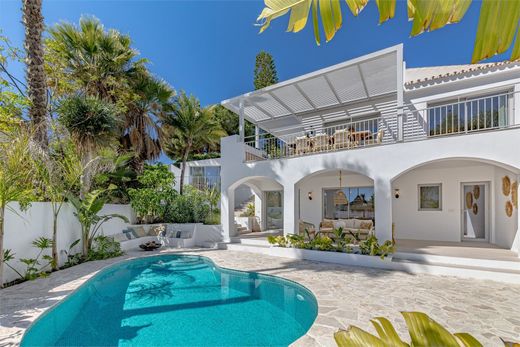 Detached House in Nueva Andalucia, Malaga