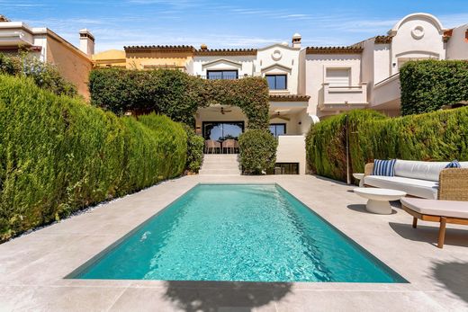 Stadswoning in Nueva Andalucia, Provincia de Málaga