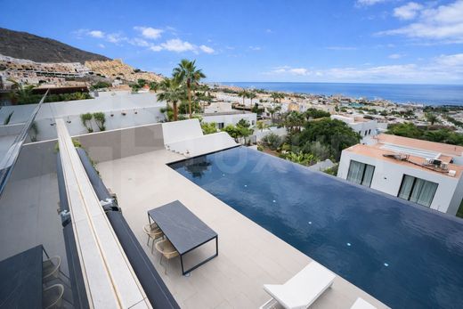 Luxury home in Adeje, Province of Santa Cruz de Tenerife