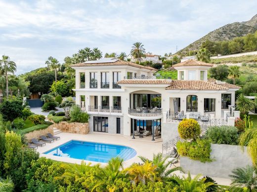 Detached House in Sierra Blanca, Malaga