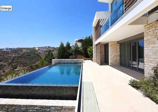 Detached House in Tsáda, Paphos District