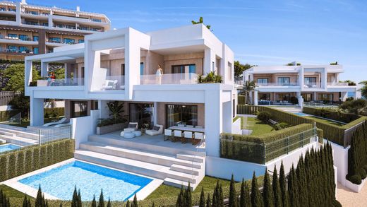 Villa multifamiliale à Estepona, Malaga