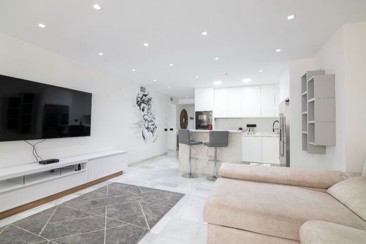 Διαμέρισμα σε Puerto Banús, Provincia de Málaga