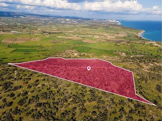 Land in Pissoúri, Limassol District