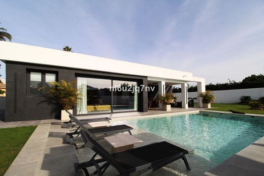 Detached House in San Pedro de Alcántara, Malaga