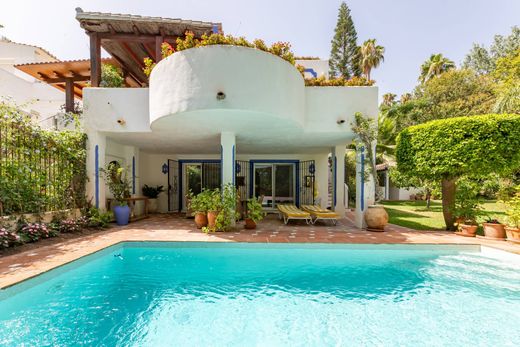 Συγκρότημα ανεξάρτητων κατοικιών σε Μαρμπέγια, Provincia de Málaga