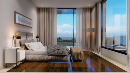Apartment / Etagenwohnung in Tombs of the Kings, Paphos District
