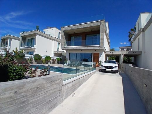 Luxus-Haus in Chlórakas, Paphos District