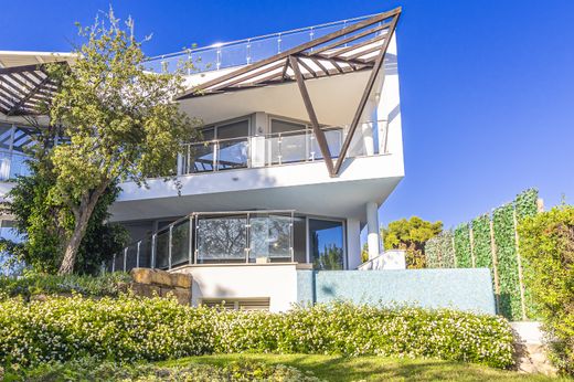 Semidetached House in The Golden Mile, Malaga