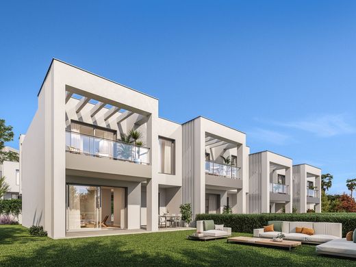 Semidetached House in Elviria, Malaga