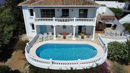 El Chaparral, マラガの一戸建て住宅