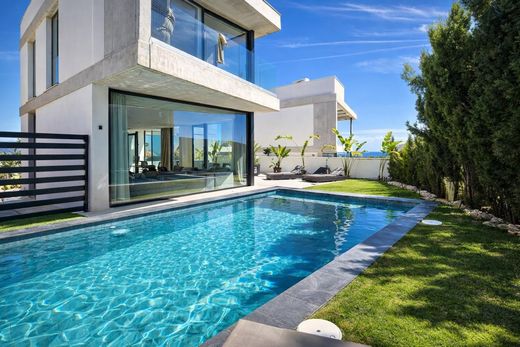 Detached House in Nueva Andalucia, Malaga