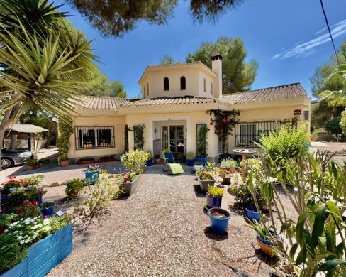 Villa en Algorfa, Provincia de Alicante